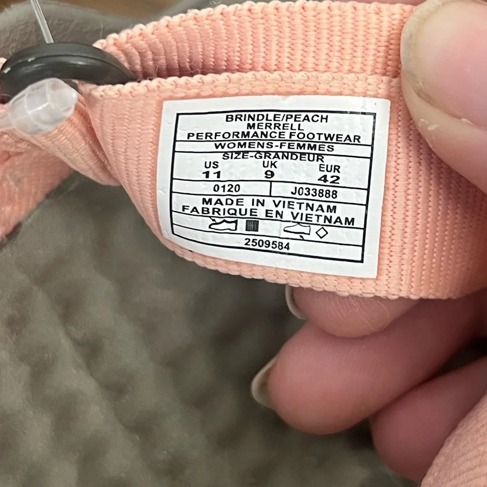 Merrell Women's Hydrotrekker Strap Water Shoe pink size women’s 11